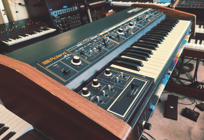 Greg Hawkes’s Jupiter-4 in the Cherry Audio lab, modeled for Mercury-4.